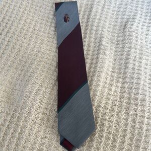 NWT vintage Goldlion Red and Gray Striped  Tie Modern Geometric Design